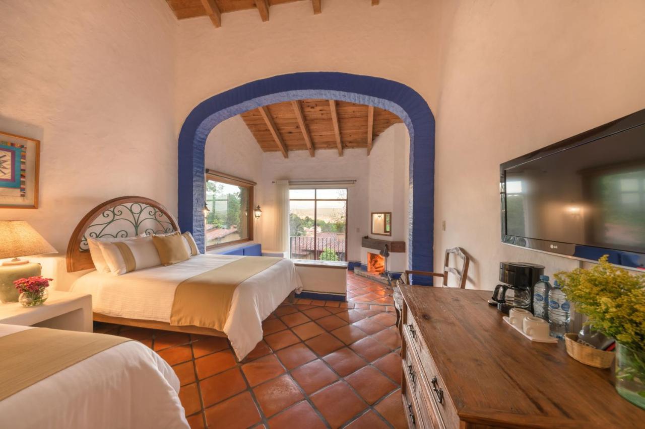 Country Club Hotel 5*