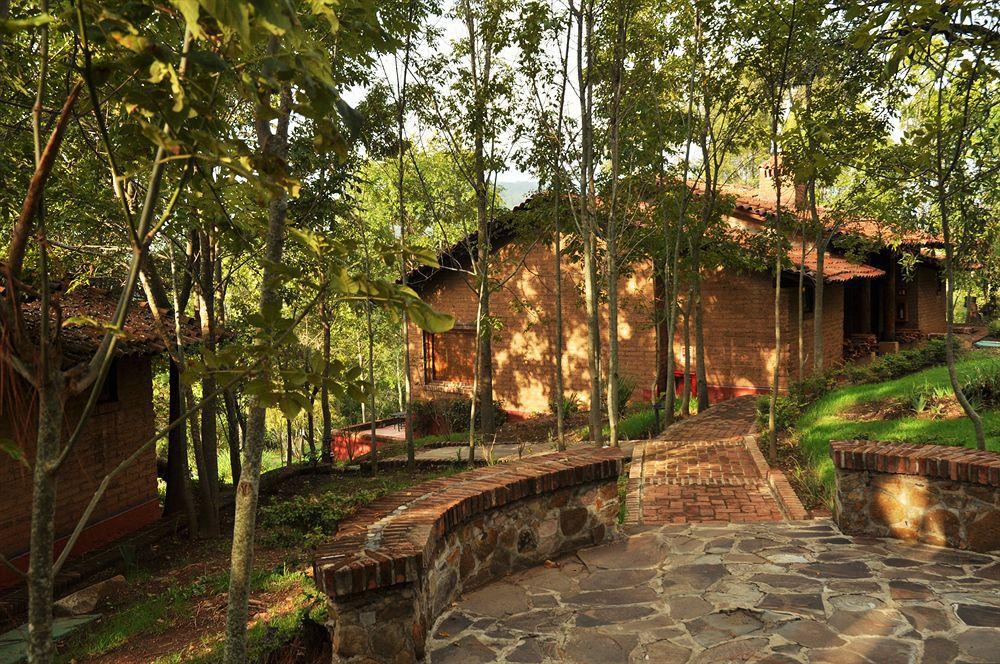 Country Club Hotel 5*